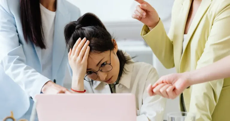 gaji kecil atau nganggur