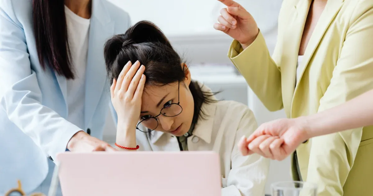 gaji kecil atau nganggur